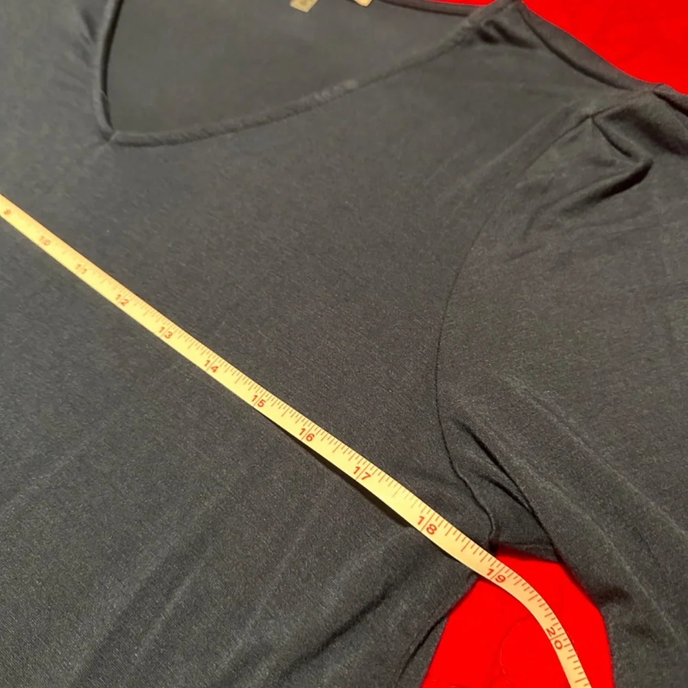 Navy Laila Jayde XLP Puff Sleeve Top - Picture 6 of 10